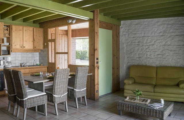 Charming Cottage with Private Terrace, Large Garden, and Nearby Fishing Spots