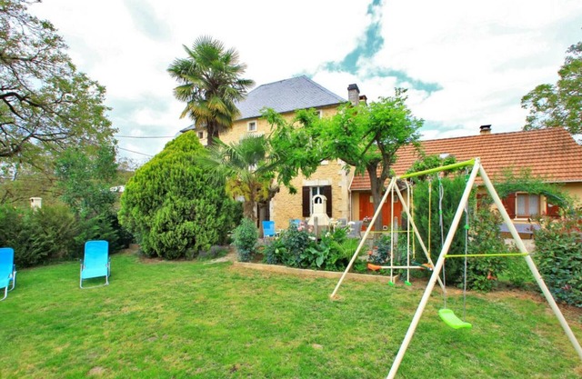 Charming Dordogne Home with Pool, Scenic Views & Family Amenities