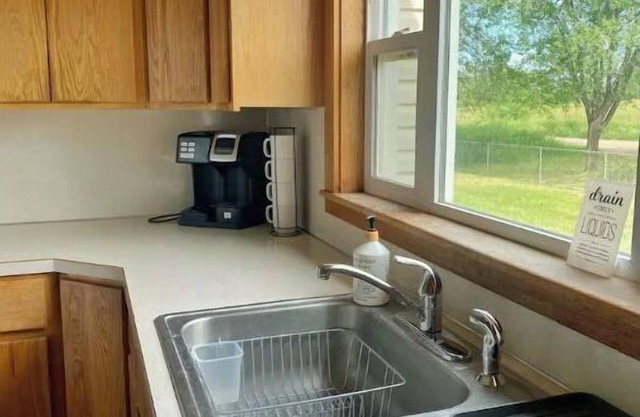Charming Fisherman's Cottage With Breathtaking 360-Degree Views!