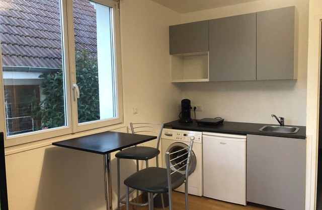 Charming studio 20 minutes from Gare Saint-Lazare