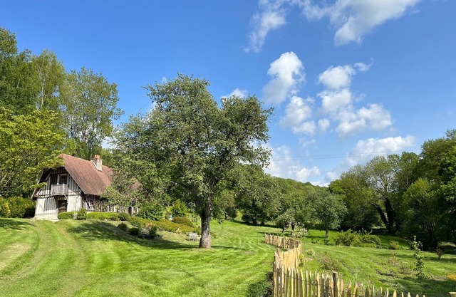 Charming gîte in the heart of a Normandy estate