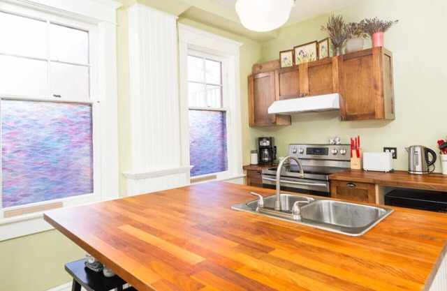 Charming Heritage Home Downtown Kelowna