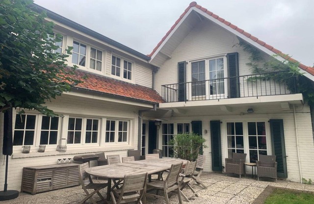 Charming Home w/Garden
