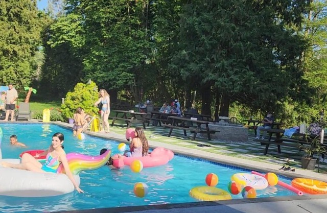 Charming Home with 12 Bedroom, Pool, River & More