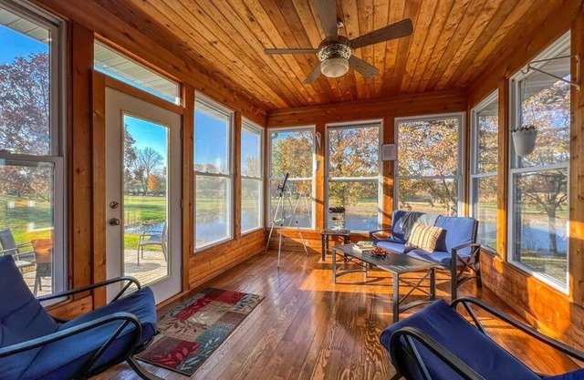 Charming Lake Geneva, Wisconsin 3BR/2Bath Home - Shagbark Waters