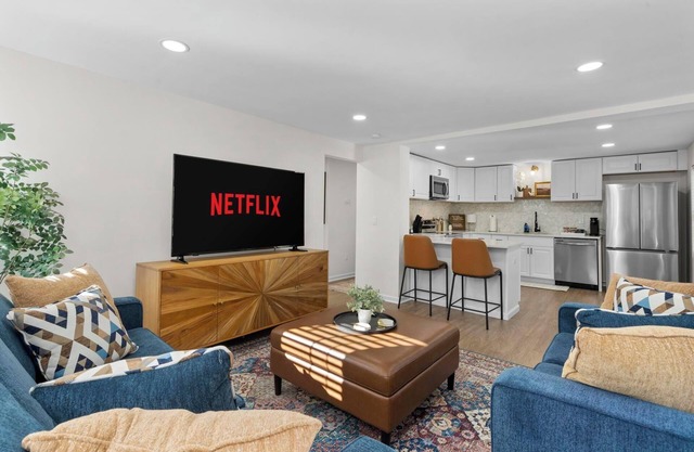 Charming & Newly Renovated Apartmentnn