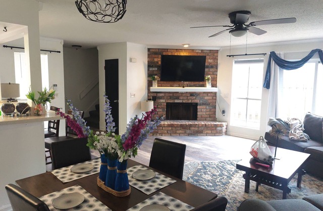 Charming NOLA Condo