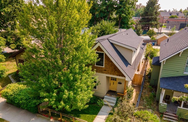 Charming North End Haven | Walk to Downtown & Hyde Park | Enjoy Outdoor Patio & Backyard w/Your Dog