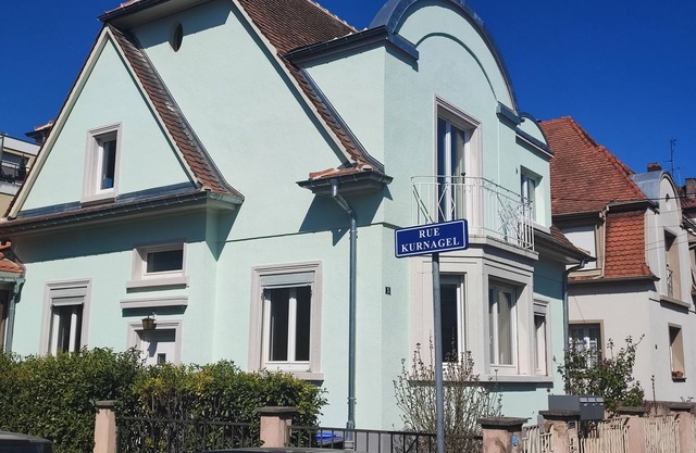 Charming, quiet, very comfortable, 10 min. from the city center