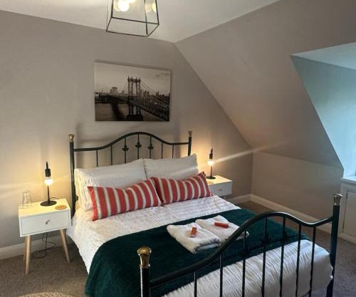Charming Snug Loft Room, Room 4, Beautiful Connel near Oban