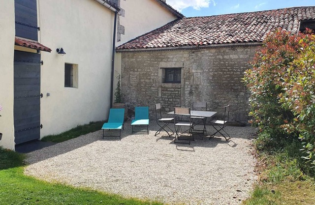 Charming South Vendée house with heated swimming pool