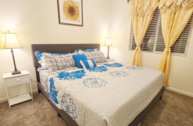 Charming studio in wonderful Tulare with WiFi, AC