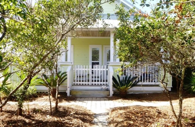Check out our low late summer rates! Pet friendly too!