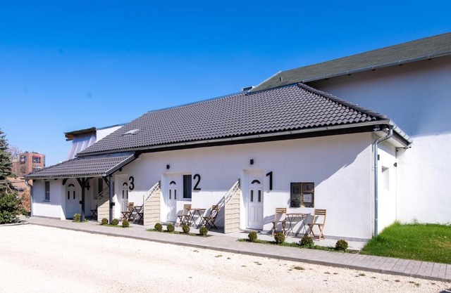 Chesscom Apartments