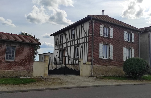 Chez Suzanne - Maison à la Campagne 2-8 Pers