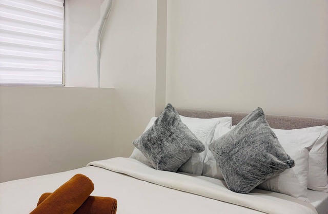 Chic and Comfortably Cozy