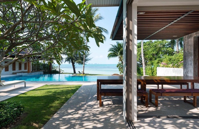 Chic and Stylish Beachfront Sanctuary,1014