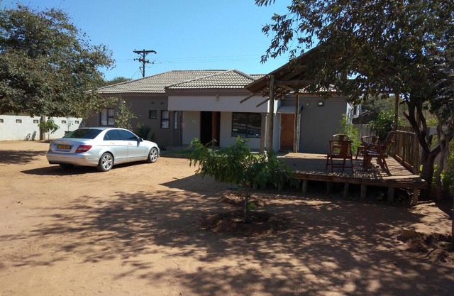 Chobe Blue Guest Inn