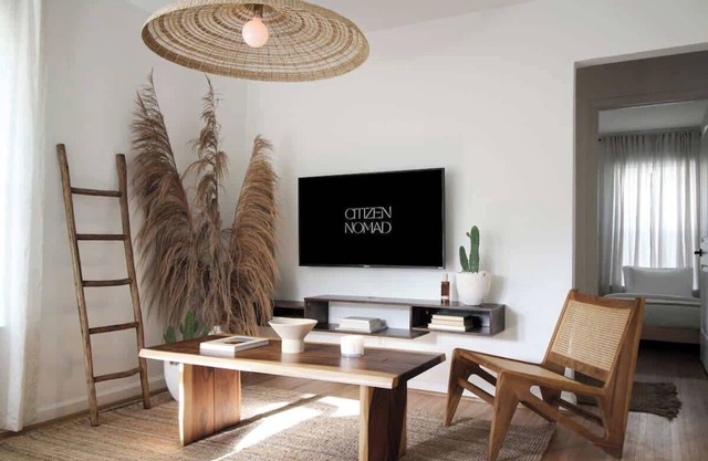 Citizen Nomad: a Desert Retreat in the city
