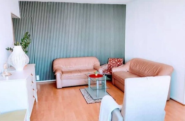 City Center, 2 rooms, King TV Bed, free Parking, WIFI, Heart of Joensuu