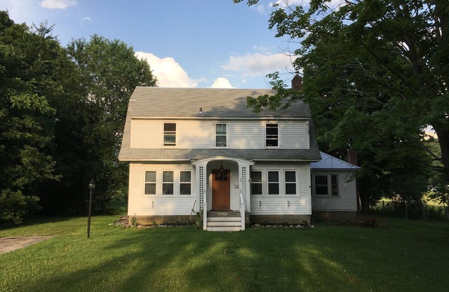 Classic 1920s Farmhouse Beautifully Restored, Idyllic Setting with EV charging