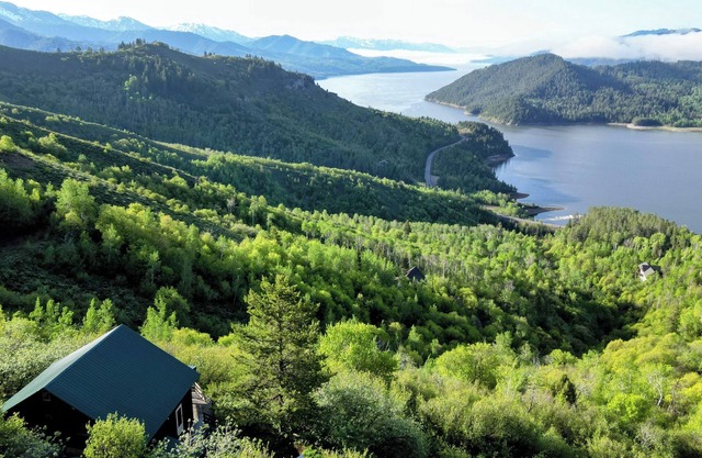 Classic log cabin with stunning views!