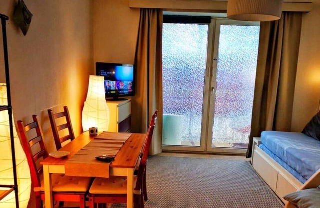 Clean 3 Room City Apartment+Balcony+free Wifi