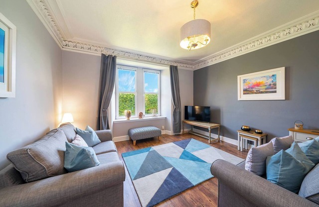 Cleppie Apartment - Ideal Dundee Base