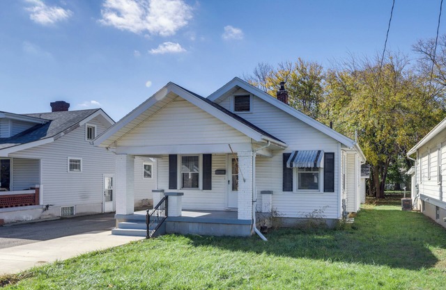 Close to University & Dtwn: Home in Dayton