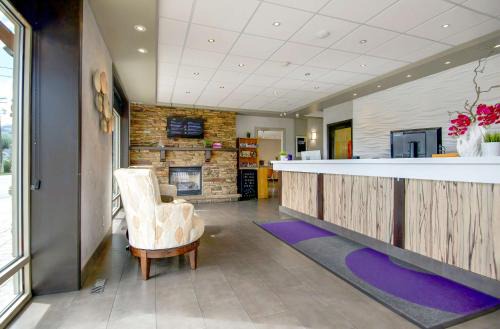 Coast Osoyoos Beach Hotel