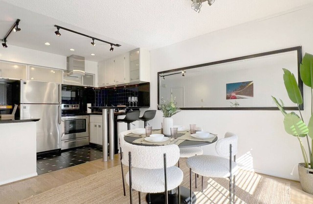Coastal Retreat Steps from the Santa Monica Beach