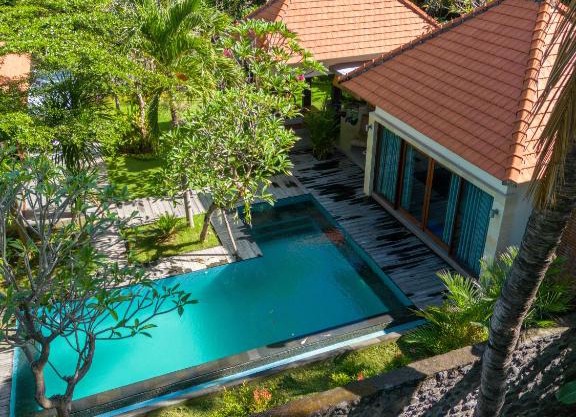 Coco Garden Pool Villas