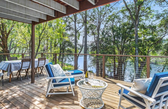 Come and Hideaway in our Riverside Retreat