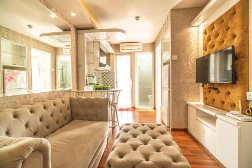 comfort 2 BR Above Bassura City Mall East Jakarta