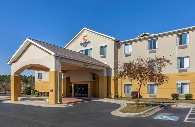 Comfort Inn Smithfield near I-95