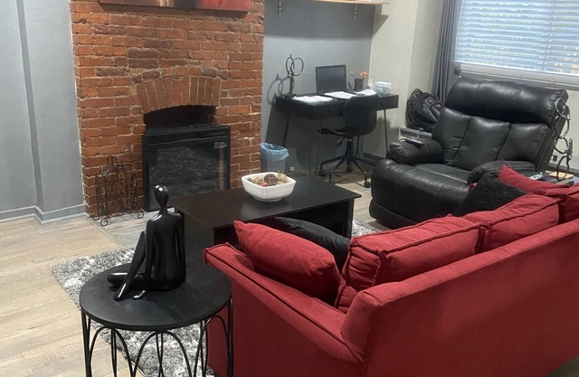 Comfortable and clean whole apartment, great for couples and friends getaways.