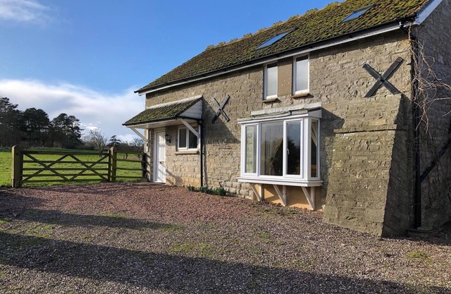 Comfortable Holiday Cottage in the Heart of Somerset (2 ensuite bedrooms)