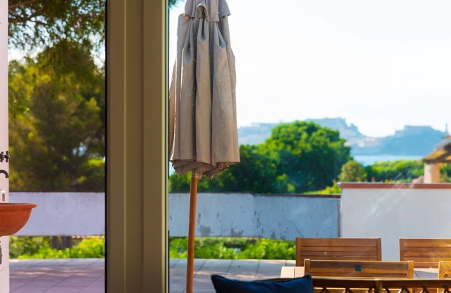 Comfortable three-room apartment with a large terrace overlooking the Gulf of Portoferraio