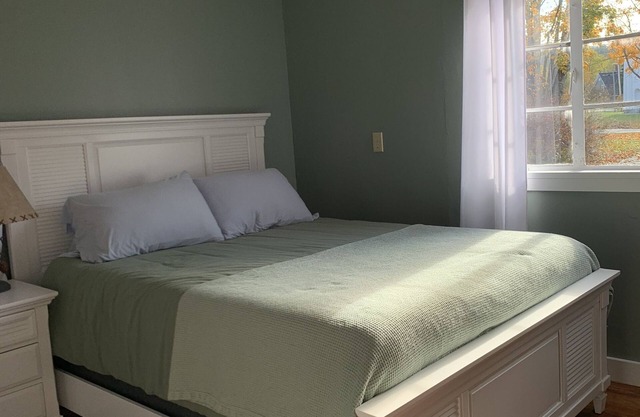 Comfy Cottage in Historic East Poultney