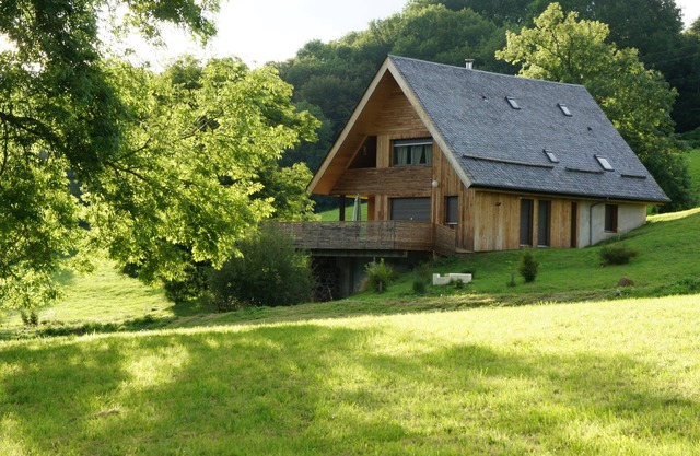 Contemporary chalet located in the mountains, on an organic agricultural estate