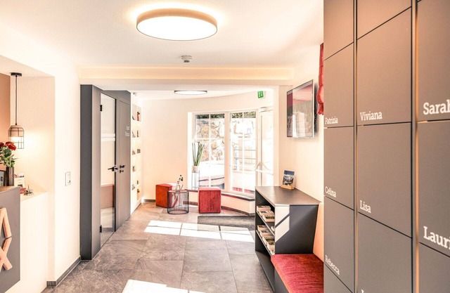 Cosy apartment for 8 guests with A/C, WIFI, TV, terrace, pets allowed and parking