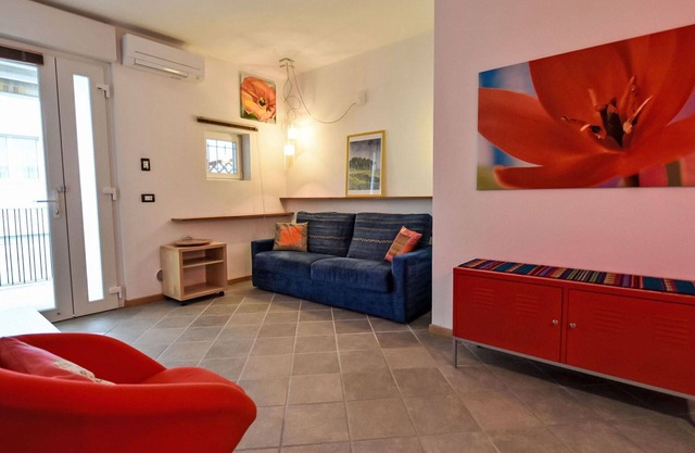 Cosy apartment for 4 guests with A/C, WIFI, TV, terrace and parking