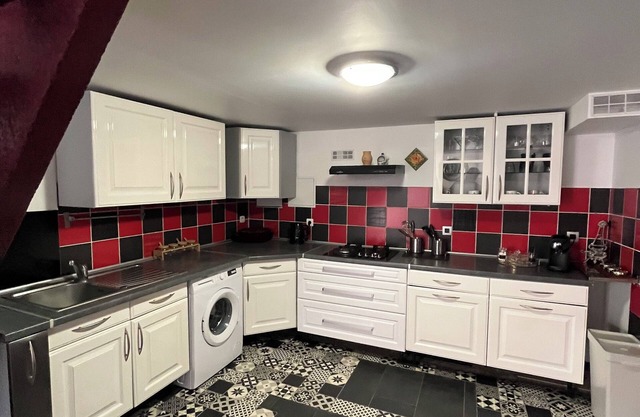 Cosy apartment for rent in detached house