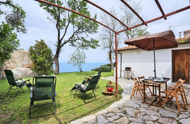 Cosy farmhouse in breathtaking surroundings - Casa La Capraia
