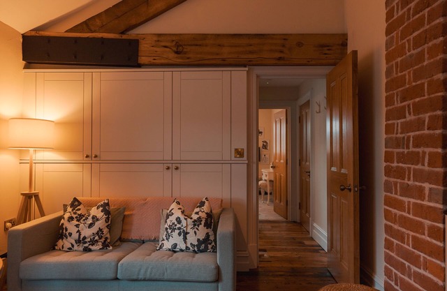 Cosy romantic suite in a 16thC listed building