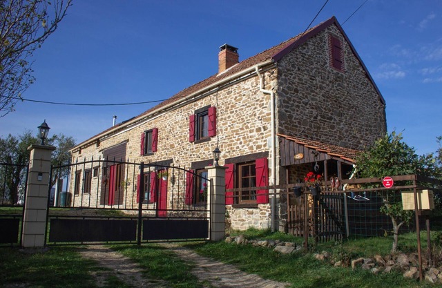 Cottage in Auvergne near Cascade Gour