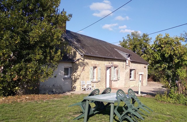 Cottage Chaleureux Proche de la Base de Loisirs du Mêle