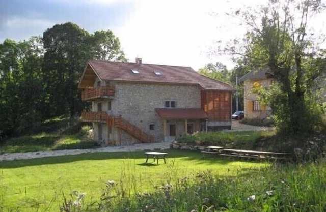 Cottage in the heart of the Vercors national park, sleeps 11, fully equipped
