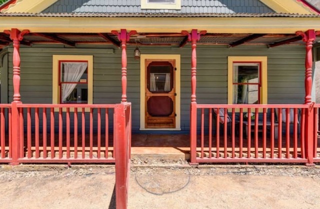 Cottage in Wine Country