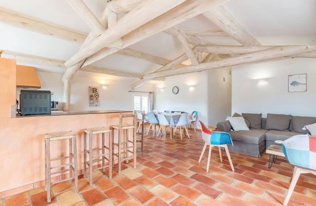 Cottage 'La Buisse - Grand Gite' with Mountain View, Private Terrace and Wi-Fi